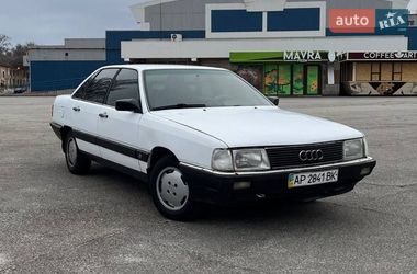 Седан Audi 100 1987 в Запорожье