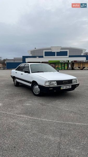 Седан Audi 100 1987 в Запорожье