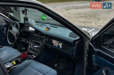 Седан Audi 100 1989 в Чорткове