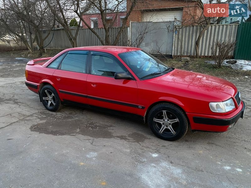 Седан Audi 100 1993 в Харькове