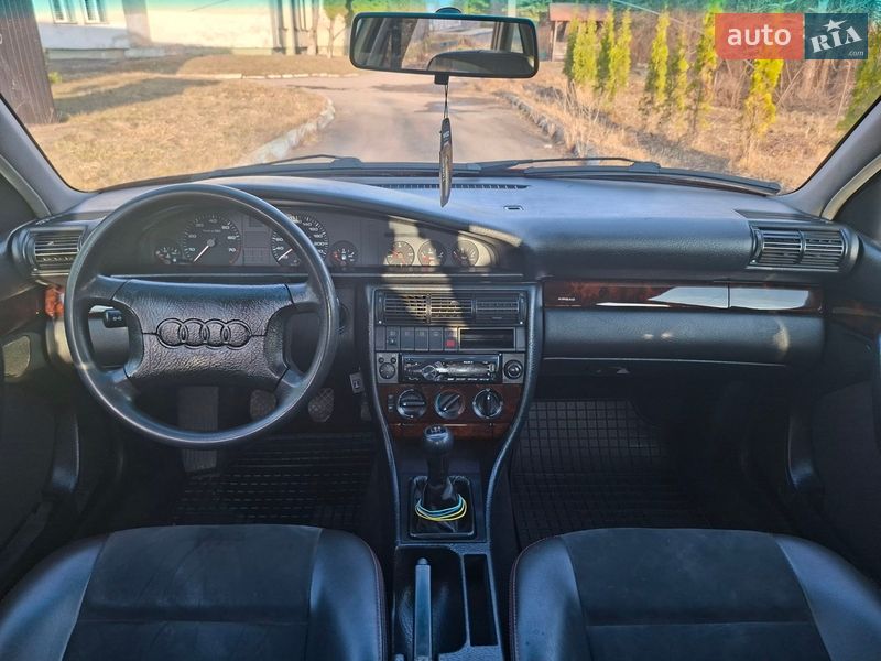 Седан Audi 100 1993 в Ровно