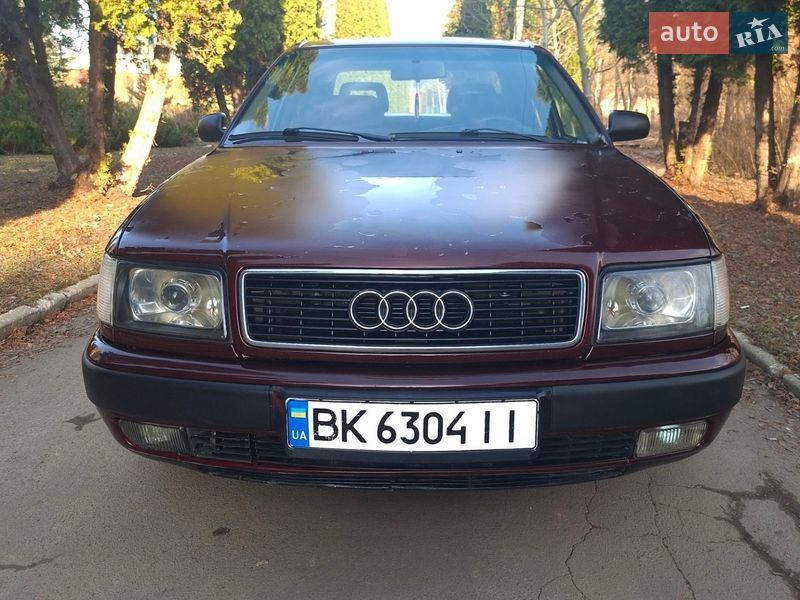 Седан Audi 100 1993 в Ровно