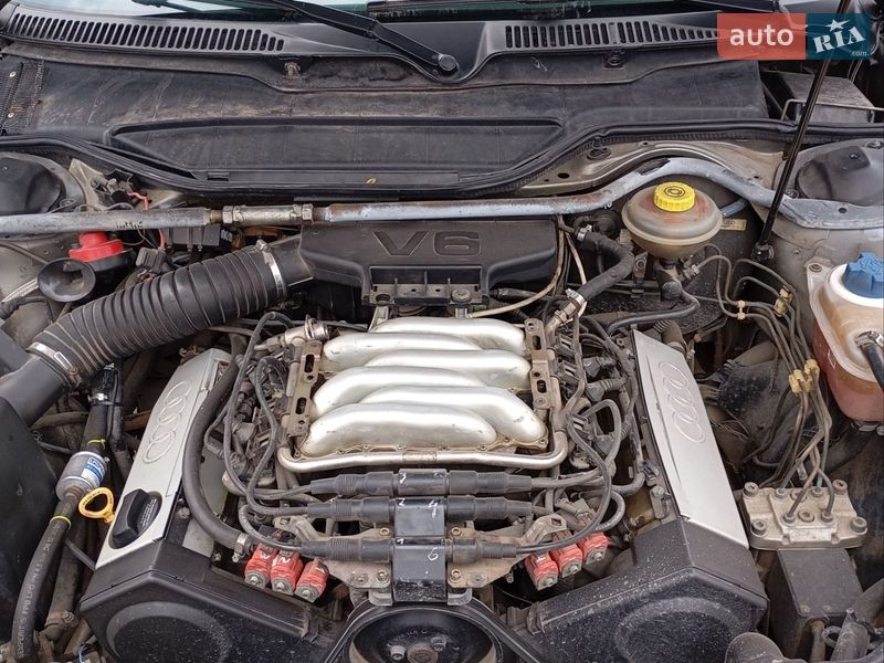 Седан Audi 100 1993 в Бучаче