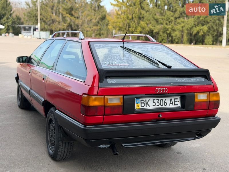 Универсал Audi 100 1989 в Ровно