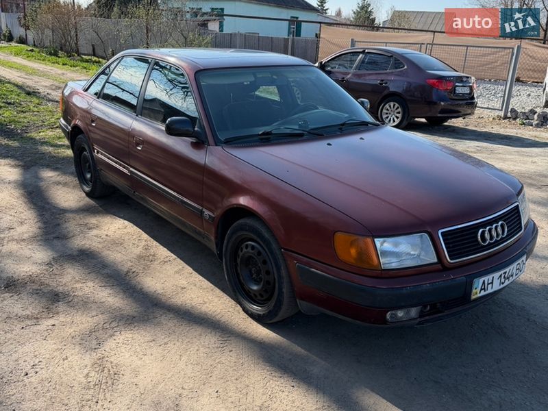 Седан Audi 100 1994 в Днепре