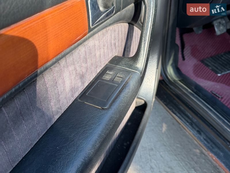 Седан Audi 100 1994 в Днепре