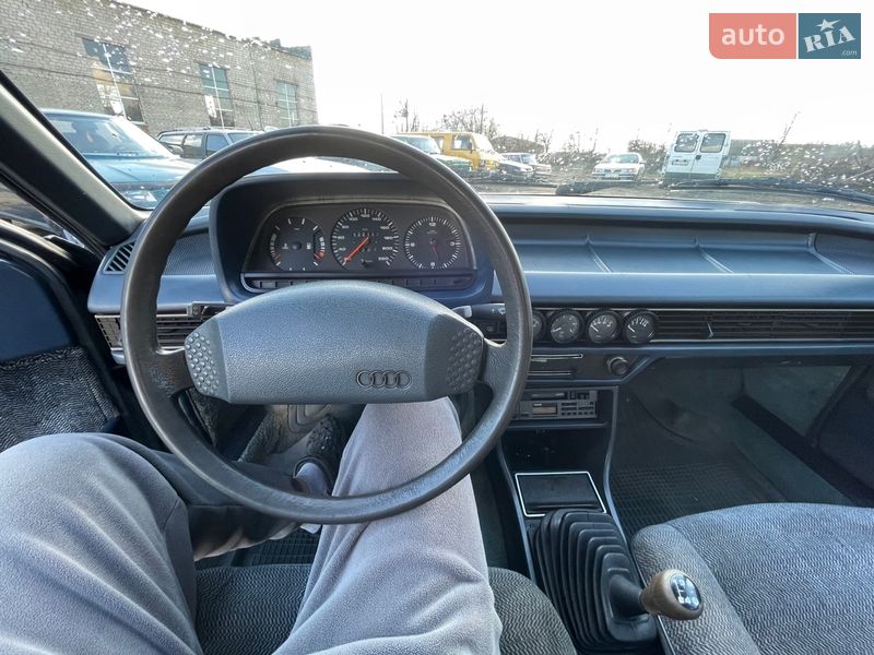 Седан Audi 100 1981 в Тульчині фото 13 Седан Audi 100 1981 в Тульчині
