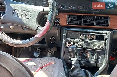 Седан Audi 100 1988 в Кам'янець-Подільському