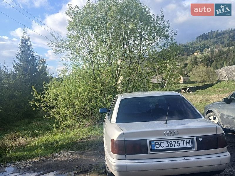 Audi 100 1992