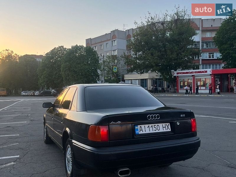 Седан Audi 100 1991 в Фастове