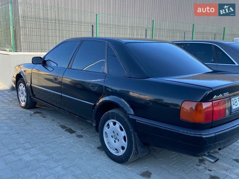 Седан Audi 100 1992 в Виннице
