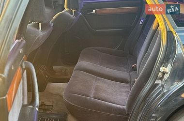 Седан Audi 100 1991 в Жовкві