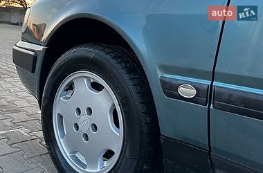 Седан Audi 100 1991 в Одессе