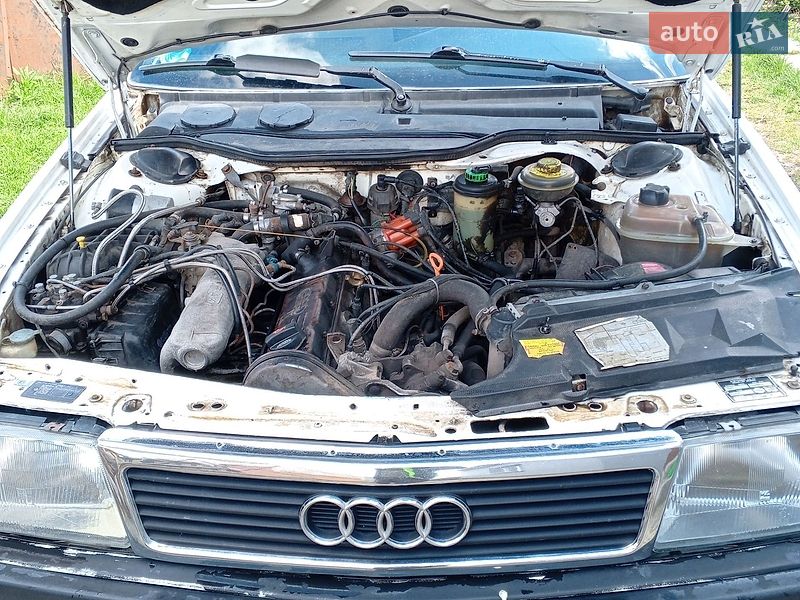 Седан Audi 100 1989 в Ватутіному