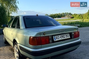 Седан Audi 100 1992 в Ужгороді