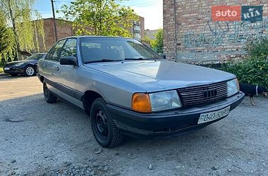 Седан Audi 100 1983 в Ковеле