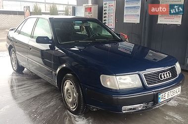 Седан Audi 100 1991 в Дніпрі