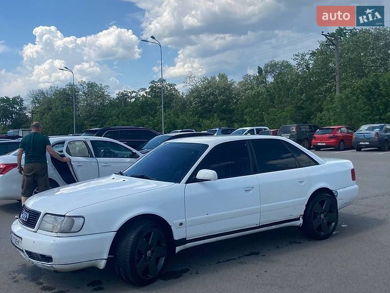 Седан Audi 100 1993 в Харкові