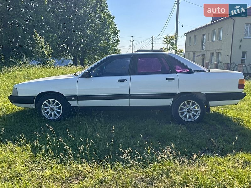 Седан Audi 100 1989 в Хоросткові фото 8 Седан Audi 100 1989 в Хоросткові