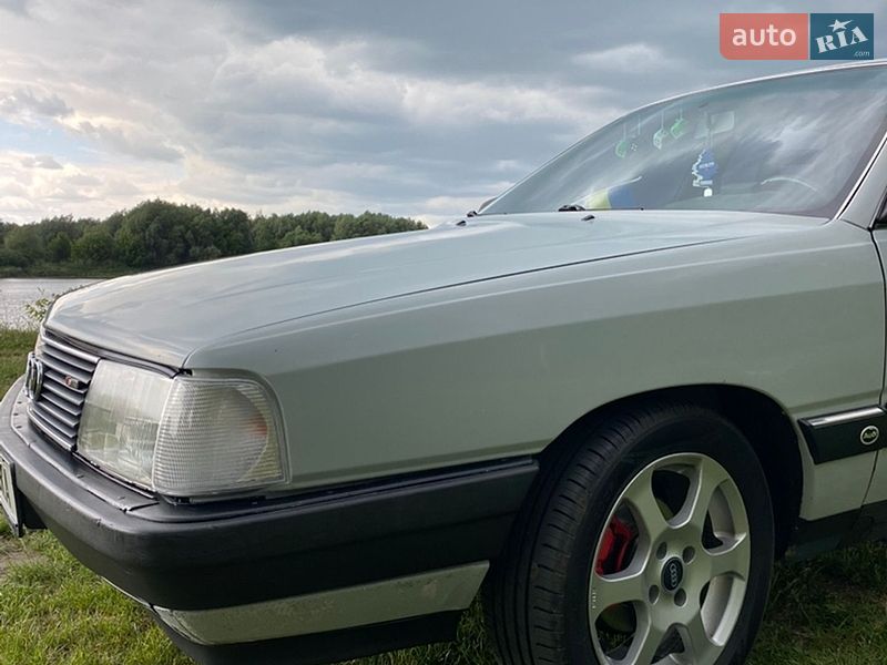 Седан Audi 100 1983 в Ковеле
