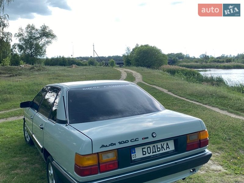Седан Audi 100 1983 в Ковеле
