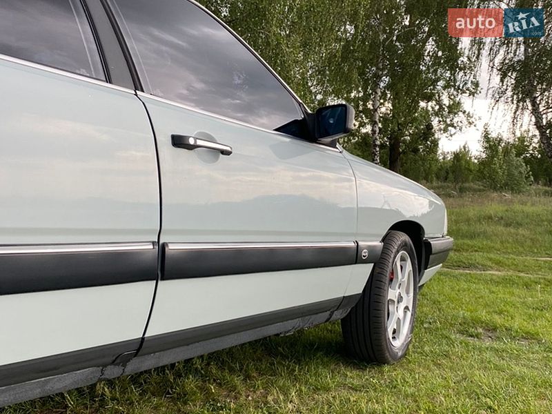 Седан Audi 100 1983 в Ковелі