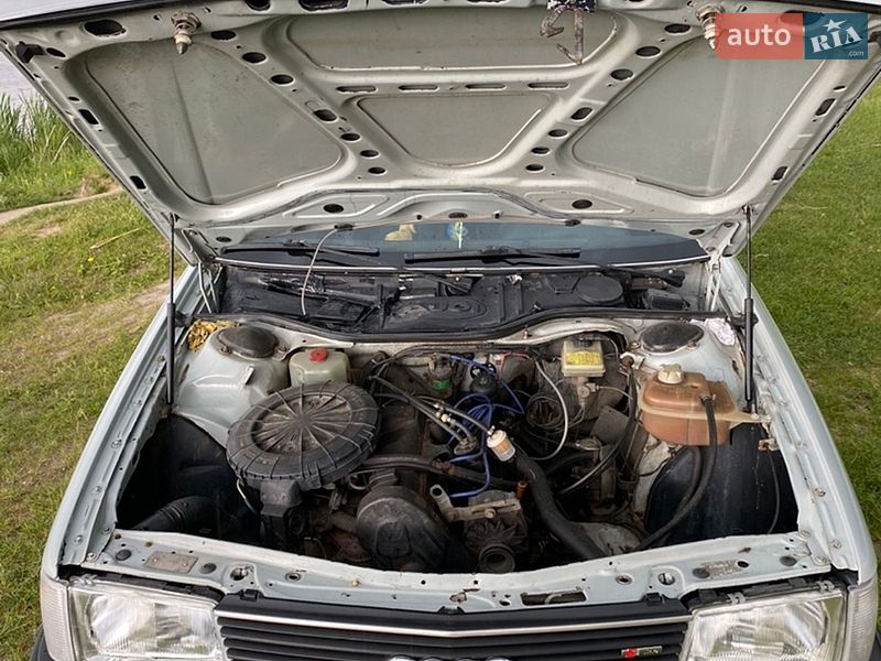 Седан Audi 100 1983 в Ковеле