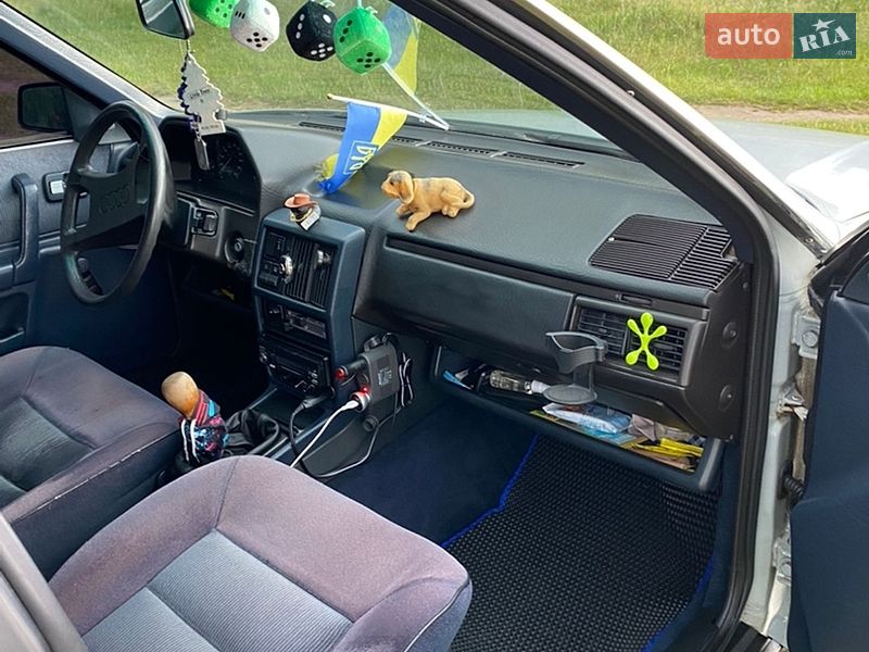 Седан Audi 100 1983 в Ковеле