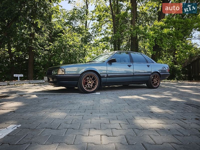 Седан Audi 100 1990 в Києві