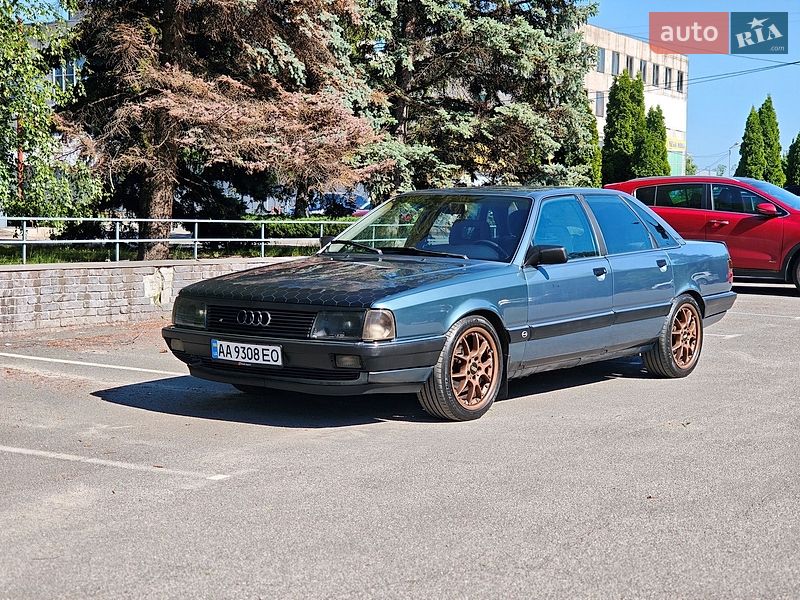 Седан Audi 100 1990 в Києві