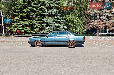 Седан Audi 100 1990 в Києві