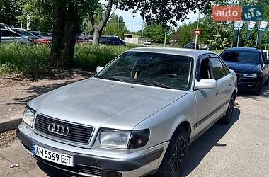Седан Audi 100 1991 в Києві