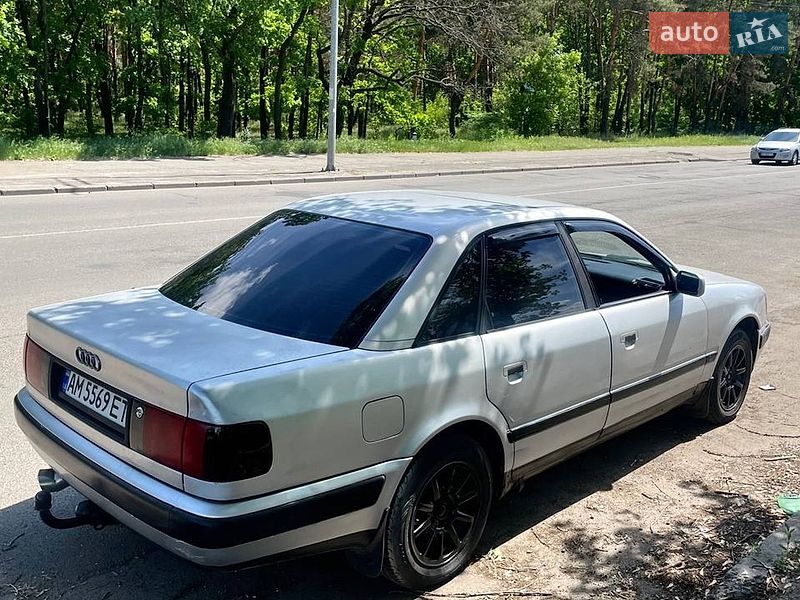 Седан Audi 100 1991 в Києві