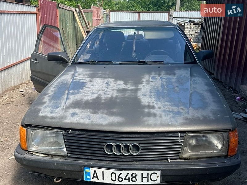 Audi 100 1984 Audi 100 1984