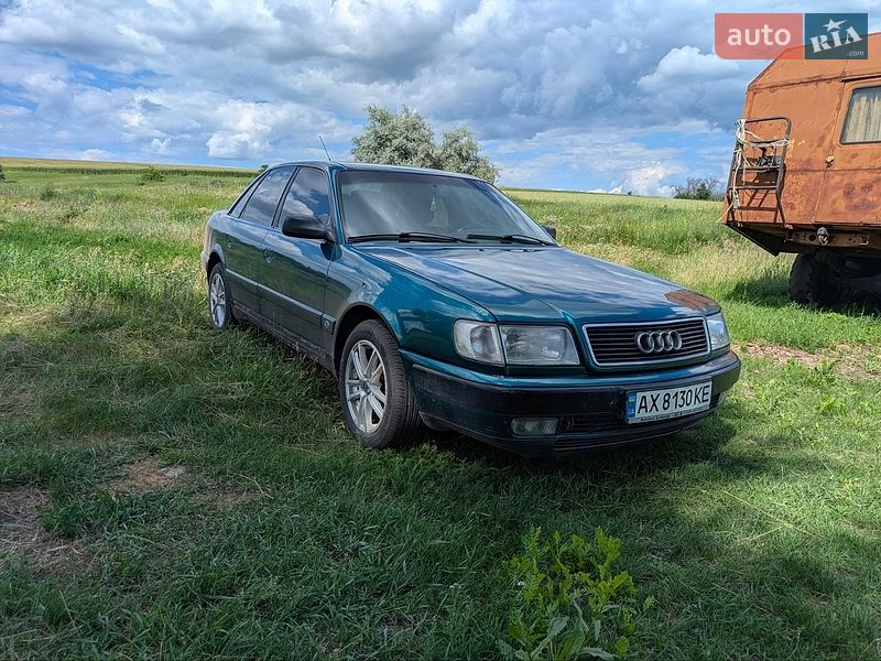 Седан Audi 100 1993 в Харкові