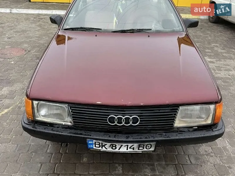 Audi 100 1987 VIN WAUZZZ44ZHN126267 фото оголошення 2 з 39
