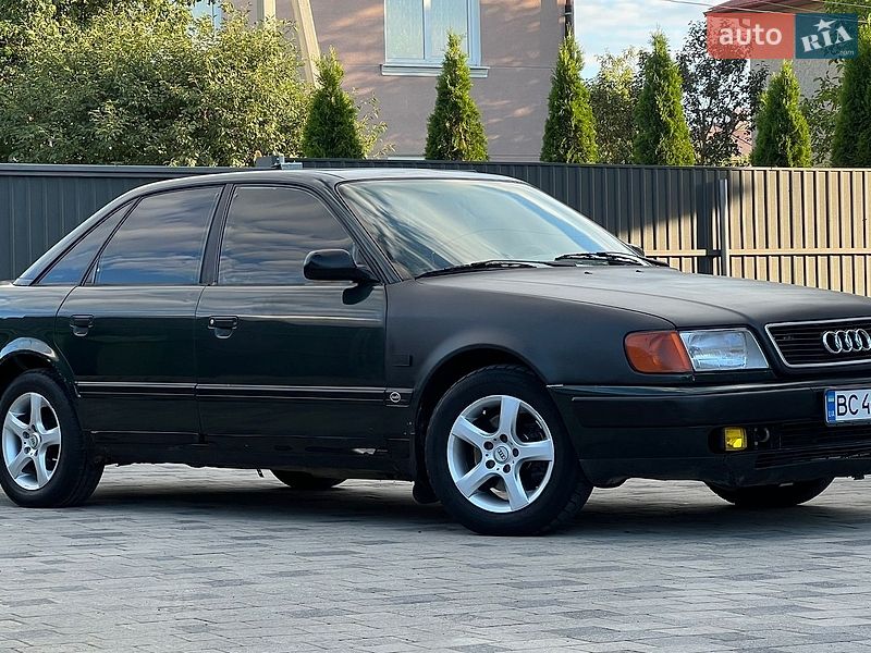 Седан Audi 100 1994 в Дрогобичі