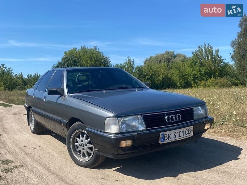 Audi 100 1990