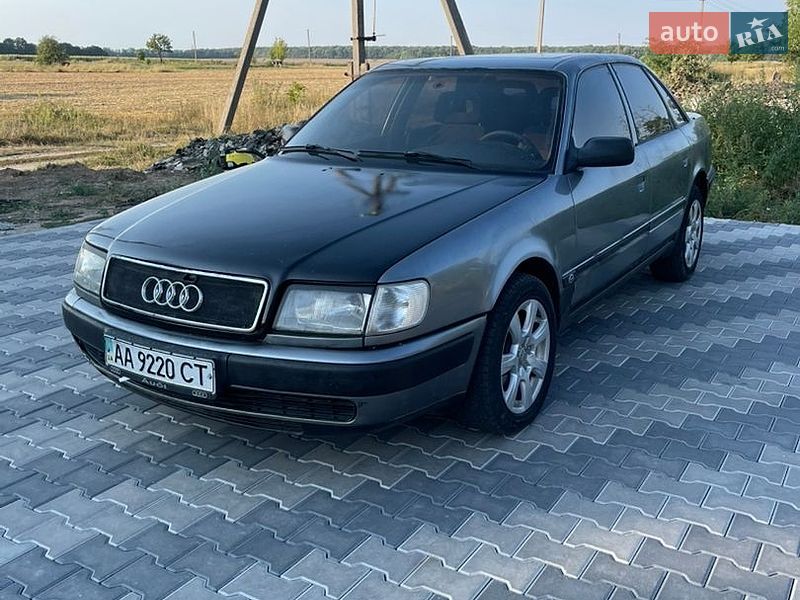 Седан Audi 100 1992 в Сутисках