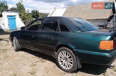 Седан Audi 100 1993 в Остроге