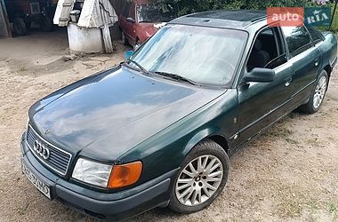 Седан Audi 100 1993 в Остроге