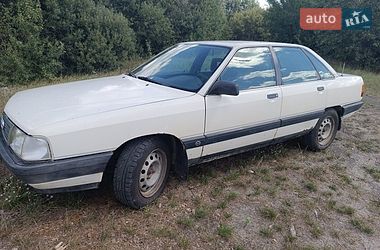 Седан Audi 100 1990 в Ровно