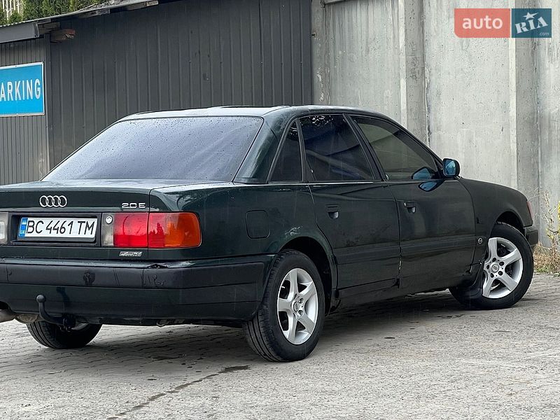 Седан Audi 100 1994 в Дрогобичі