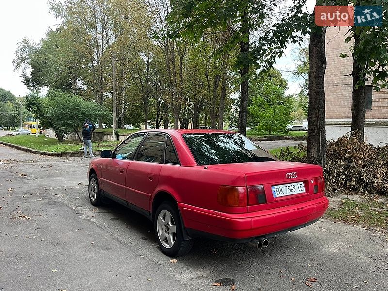 Седан Audi 100 1991 в Ровно