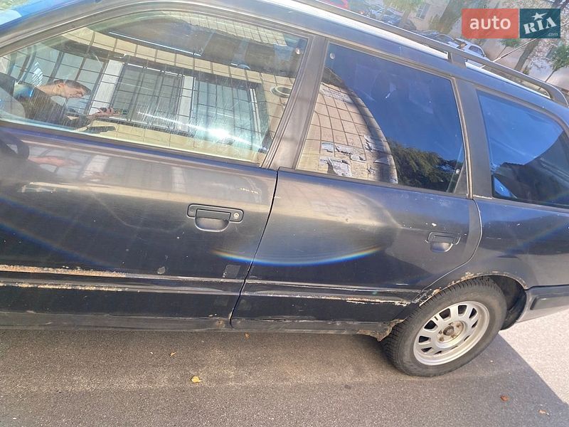 Универсал Audi 100 1993 в Киеве