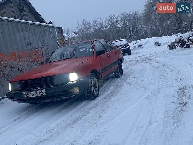 Audi 100 1984 Audi 100 1984