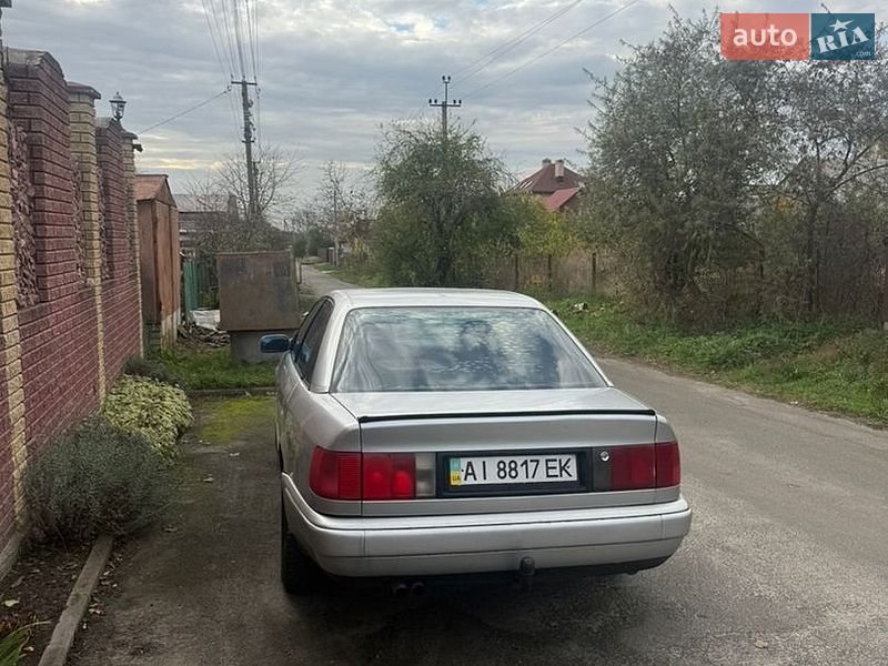 Седан Audi 100 1992 в Василькові