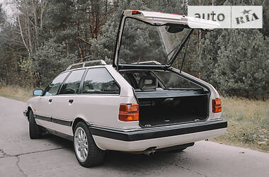 Універсал Audi 200 1990 в Вараші