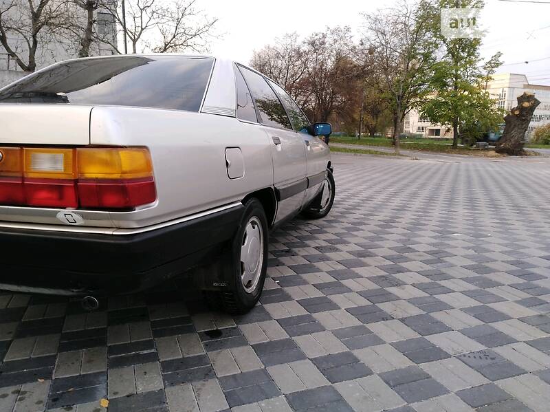 Седан Audi 200 1989 в Хмельницькому