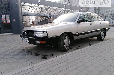 Седан Audi 200 1989 в Хмельницком